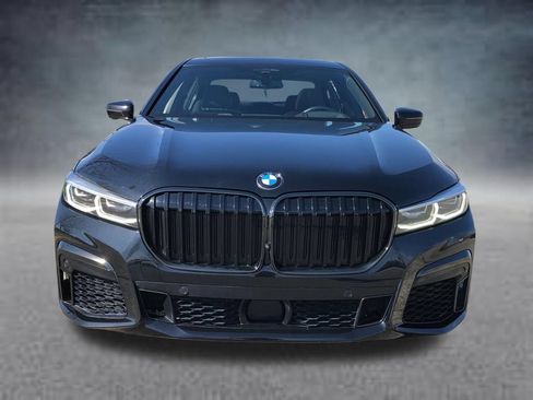 Used 2022 BMW 750i xDrive w/ Executive Package AWD/4WD image 14
