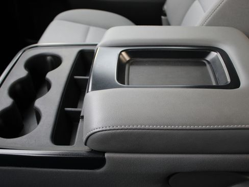 Used 2016 GMC Sierra 1500 SLE image 34