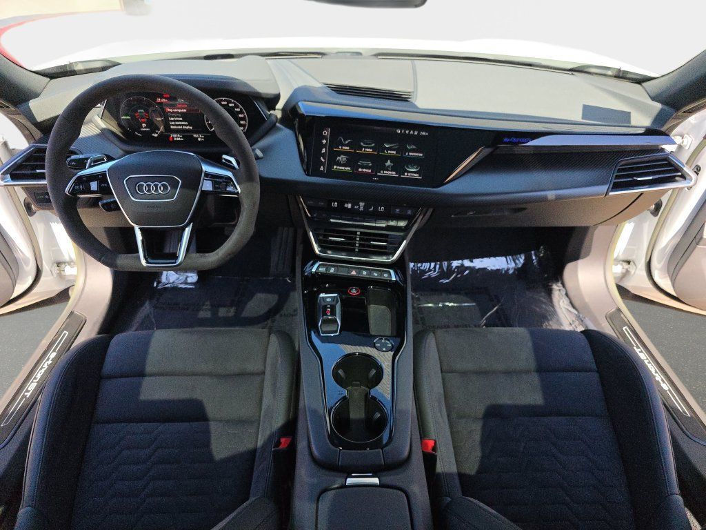 Used 2023 Audi e-tron GT Prestige w/ Prestige Package AWD/4WD image 10