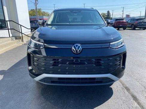 New 2025 Volkswagen Tiguan SE AWD/4WD image 7