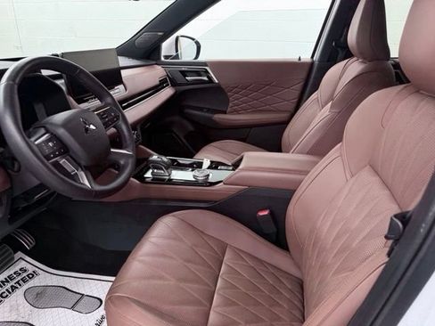 Used 2025 Mitsubishi Outlander SEL AWD/4WD image 17