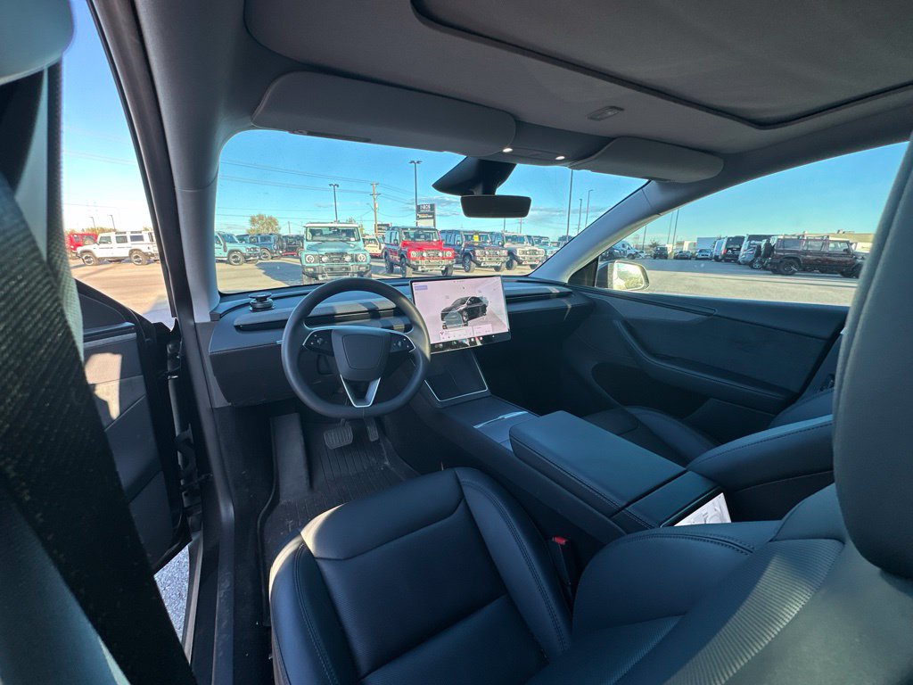 Used 2026 Tesla Model Y Long Range AWD/4WD image 11