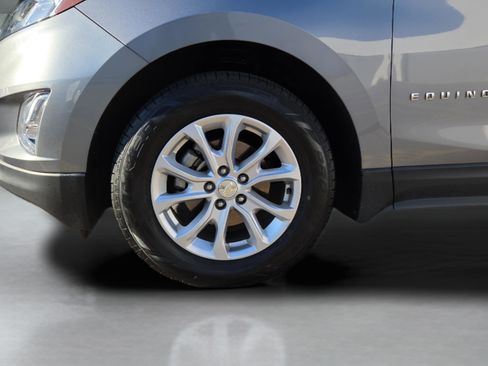 Used 2018 Chevrolet Equinox LT image 34