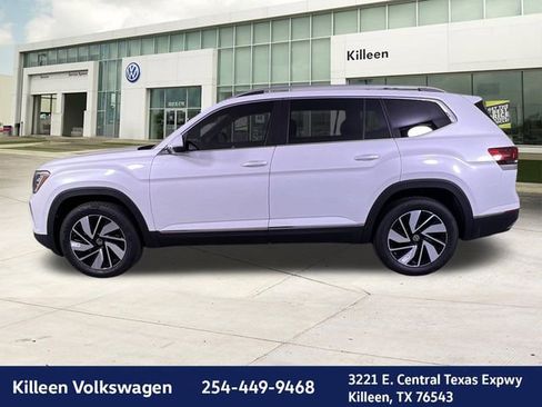 New 2026 Volkswagen Atlas SEL image 4