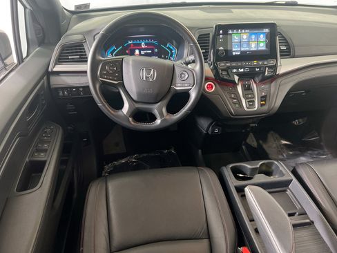 Used 2023 Honda Odyssey Sport image 22