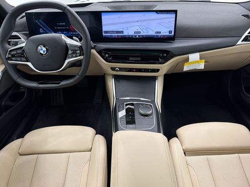Used 2025 BMW 330i Sedan w/ Premium Package RWD image 16