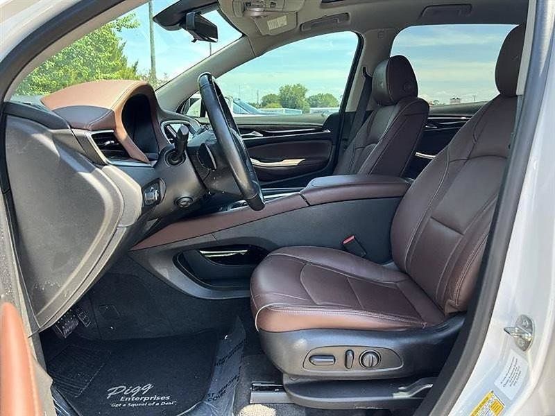 Used 2019 Buick Enclave Avenir w/ Avenir Technology Package FWD image 12