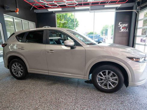 Used 2025 MAZDA CX-5 AWD 2.5 S w/ Preferred Package image 5