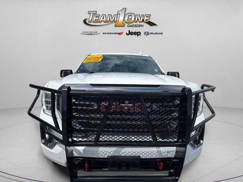 Used 2021 GMC Sierra 1500 AT4 w/ AT4 Value Package AWD/4WD image 3