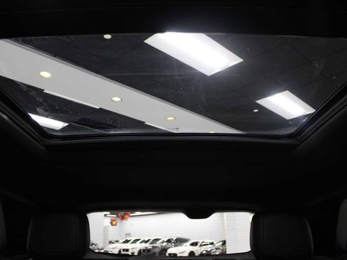 Certified 2022 Cadillac XT5 Sportv image 39