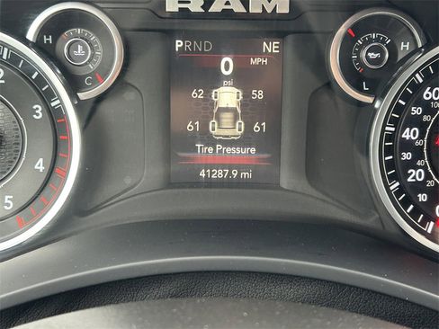 Used 2024 RAM 2500 Big Horn image 37