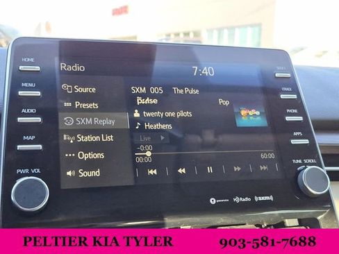 Used 2019 Toyota Avalon XLE w/ Moonroof Package image 37