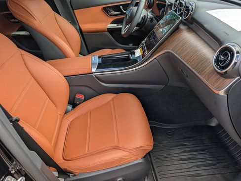 Certified 2026 Mercedes-Benz GLC 300 4MATIC image 11