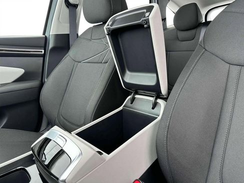 New 2024 Hyundai Tucson SE image 18