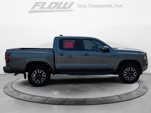 Used 2025 Nissan Frontier SL AWD/4WD image 8