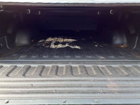 Used 2015 RAM 2500 Tradesman w/ Chrome Appearance Group AWD/4WD image 14