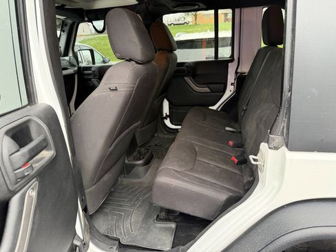 Used 2014 Jeep Wrangler Unlimited Sport w/ Quick Order Package 24S image 8