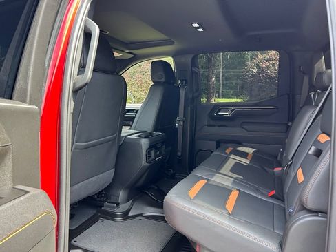 Used 2025 GMC Sierra 1500 AT4 w/ AT4 Premium Package AWD/4WD image 52