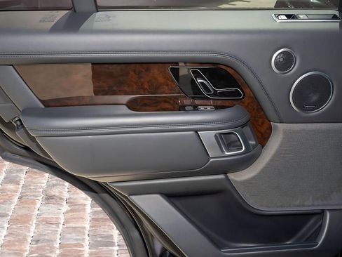 Used 2022 Land Rover Range Rover Westminster Edition image 15