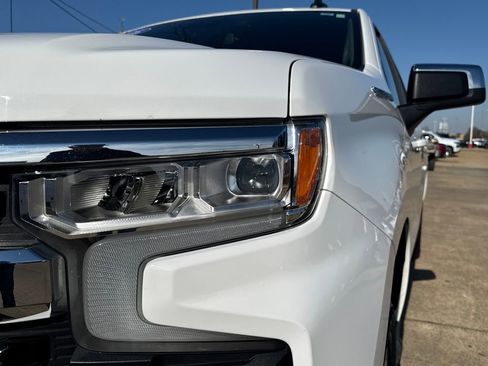 Used 2025 Chevrolet Silverado 1500 LT image 13