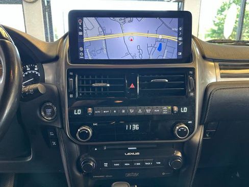 Used 2022 Lexus GX 460 Premium w/ Premium Plus Package AWD/4WD image 5