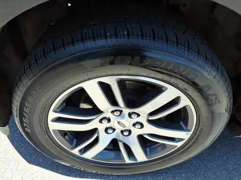Used 2020 Ford Expedition Limited AWD/4WD image 9