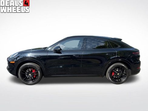 Used 2020 Porsche Cayenne AWD/4WD image 2