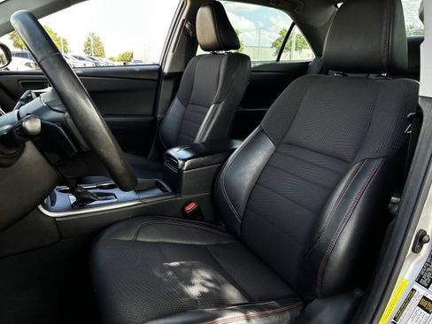 Used 2017 Toyota Camry SE FWD image 24