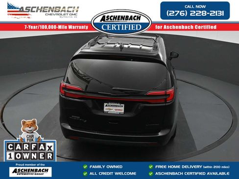 Used 2025 Chrysler Pacifica Limited FWD image 16