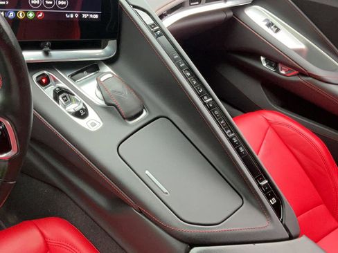 Used 2020 Chevrolet Corvette Stingray Coupe w/ 1LT RWD image 25