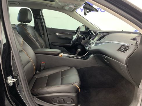 Used 2018 Chevrolet Impala Premier FWD image 40