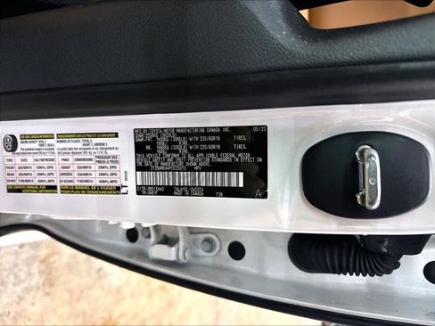 Used 2023 Lexus RX 350 Premium w/ Cold Area Package AWD/4WD image 33