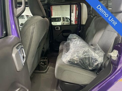 New 2026 Jeep Gladiator Willys AWD/4WD image 21