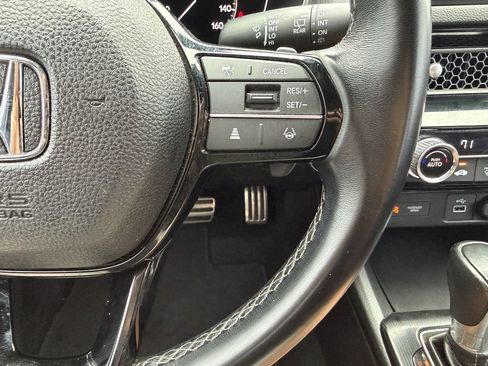 Used 2023 Honda Civic Sport image 17