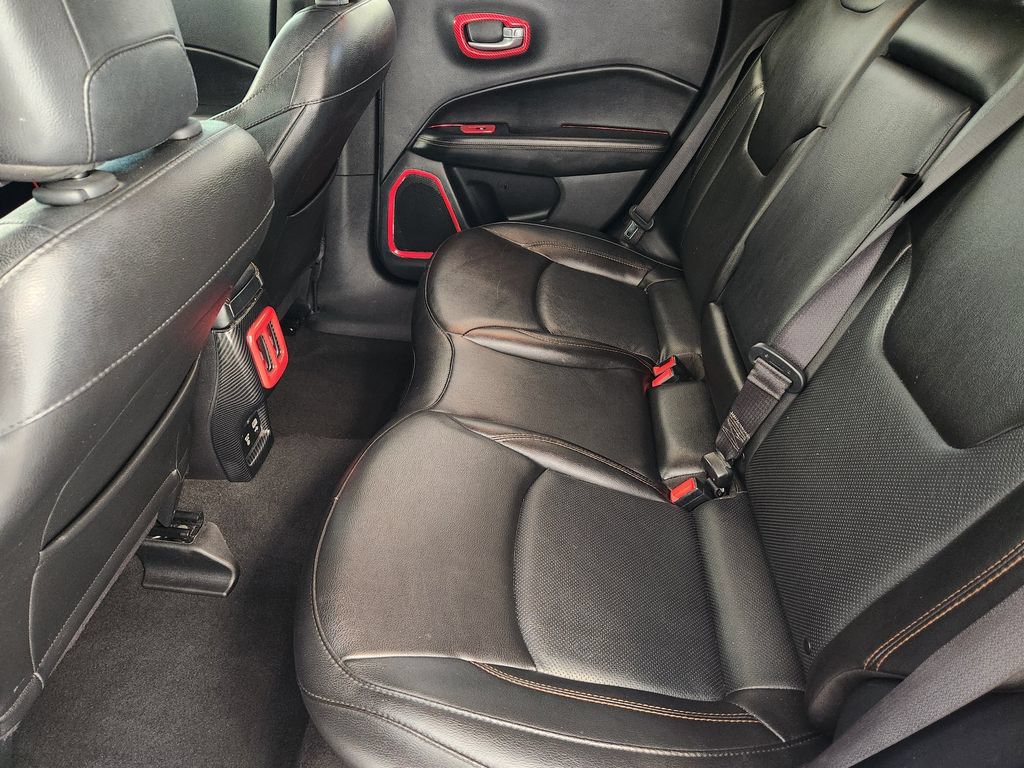 Used 2020 Jeep Compass Limited FWD image 31