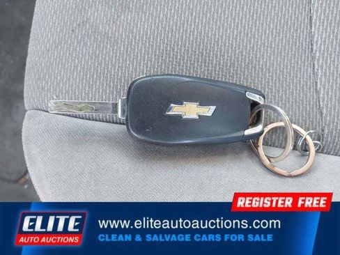 Used 2018 Chevrolet Cruze LS image 22