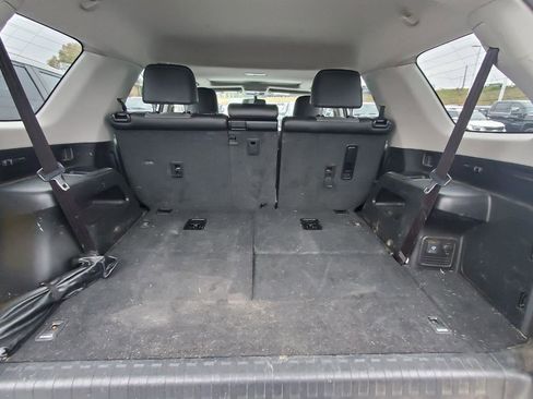 Used 2017 Toyota 4Runner SR5 Premium image 9