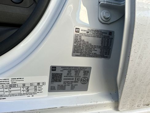 Used 2024 GMC Sierra 2500 AT4 w/ AT4 Premium Plus Package image 28