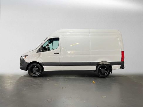 Used 2026 Mercedes-Benz Sprinter 2500 image 7