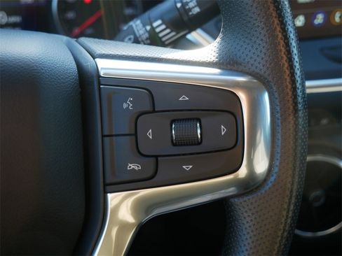 Used 2023 Chevrolet Blazer LT image 23