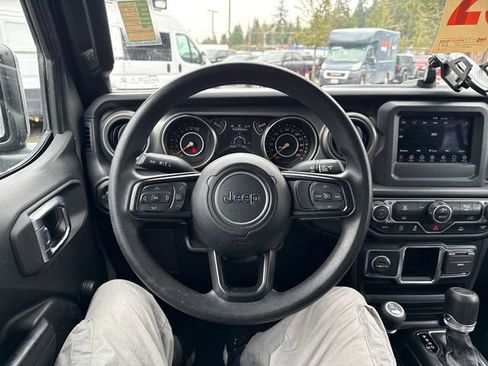 Used 2023 Jeep Gladiator Sport AWD/4WD image 47
