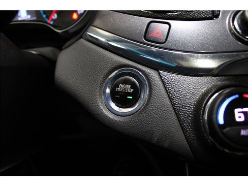 Used 2015 Chevrolet Impala LT image 32