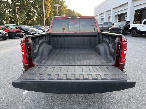 Used 2025 RAM 1500 Big Horn AWD/4WD image 17