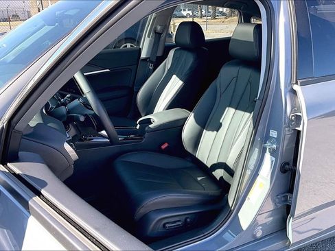 New 2026 Acura Integra FWD image 34