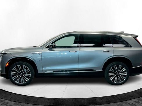 New 2026 Cadillac Vistiq Premium Luxury w/ LPO, Floor Liner Package image 2