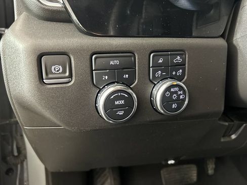 Used 2024 GMC Sierra 1500 Elevation w/ Elevation Premium Package AWD/4WD image 18