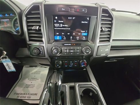 Used 2017 Ford F150 XLT w/ Equipment Group 302A Luxury image 11