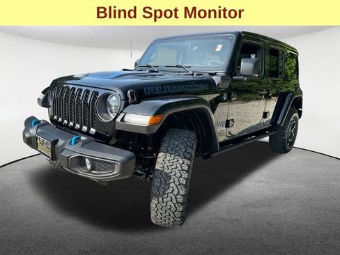 Used 2023 Jeep Wrangler Unlimited Rubicon 4xe w/ Cold Weather Group AWD/4WD image 5