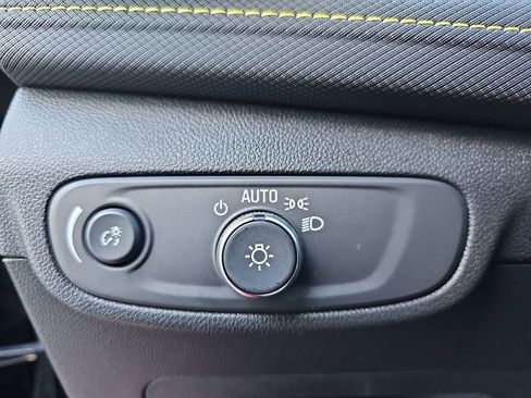 New 2025 Chevrolet TrailBlazer ACTIV w/ Convenience Package FWD image 25