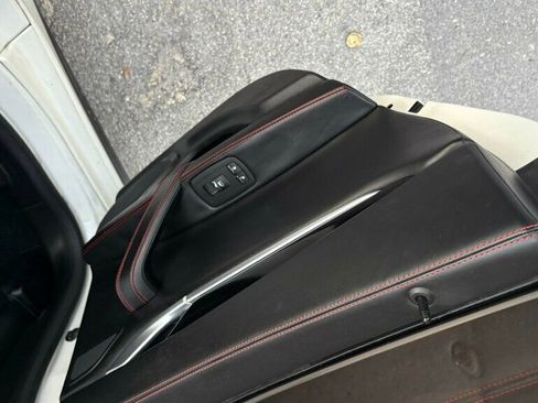 Used 2017 Maserati Ghibli S image 14